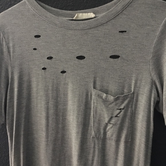 Distressed short sleeve dress from Urban Outfitter - Picture 2 of 3